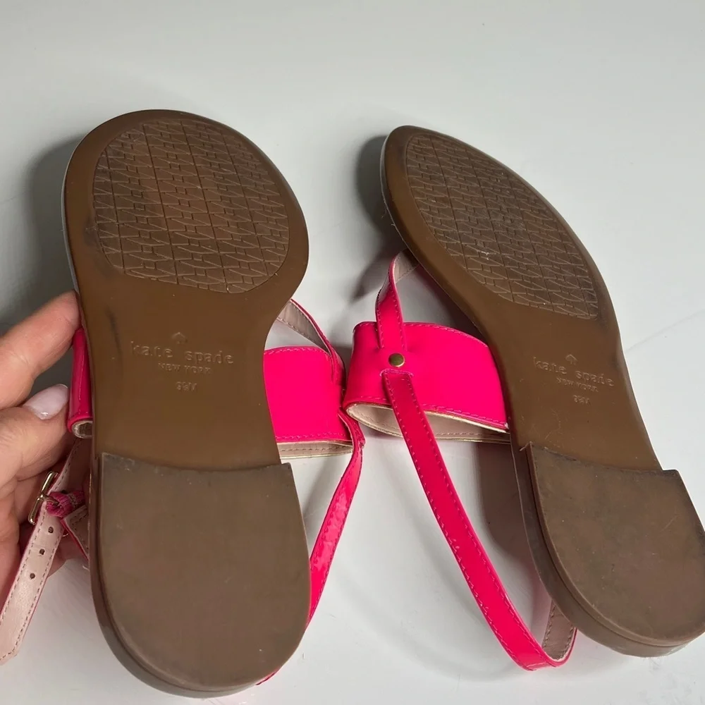 Kate Spade Sz 9.5 Cassandra Thong Flat Sandals Hot Pink Patent Leather